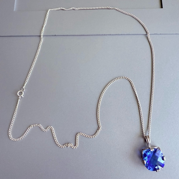 Siberian Faceted Cushion Blue Quartz Sterling Silver Albion Pendant Necklace - Picture 4 of 8